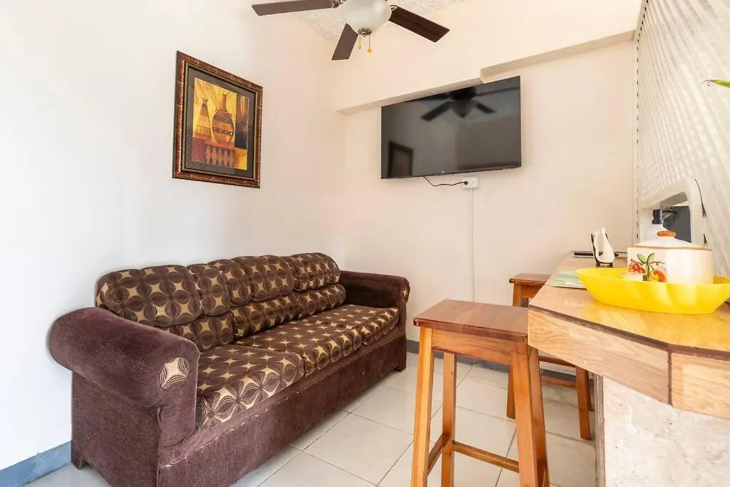 Shaw Park Gem Apt 12A Ocho Rios Apartmán